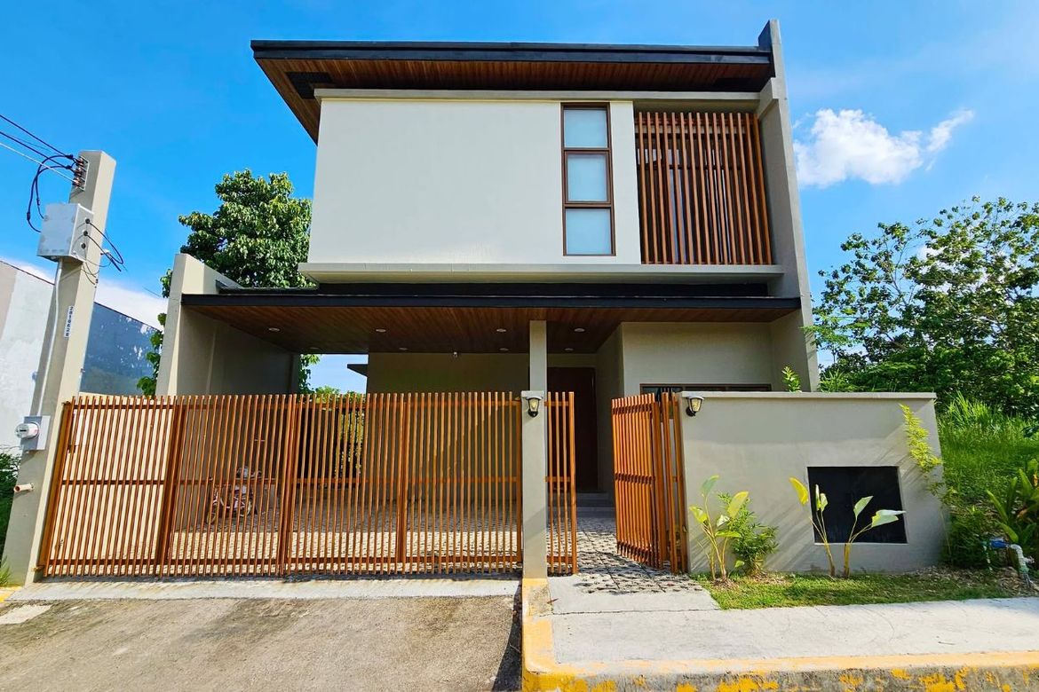 3 Bedroom House for Sale in Lawaan I, Talisay, Cebu