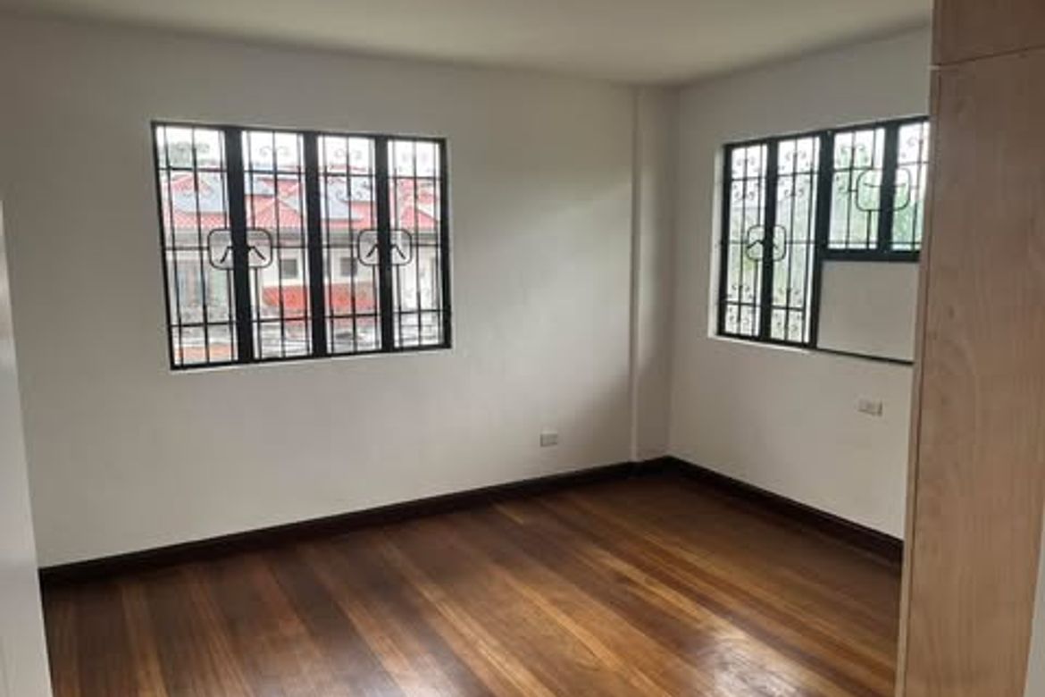 3 Bedroom House for Sale in Little Baguio, San Juan, Metro Manila – photo 2