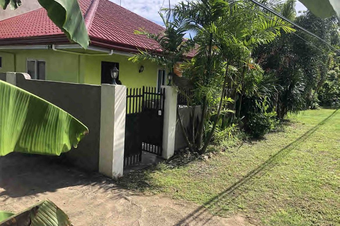 3 Bedroom House for Sale in Looc, Panglao, Bohol