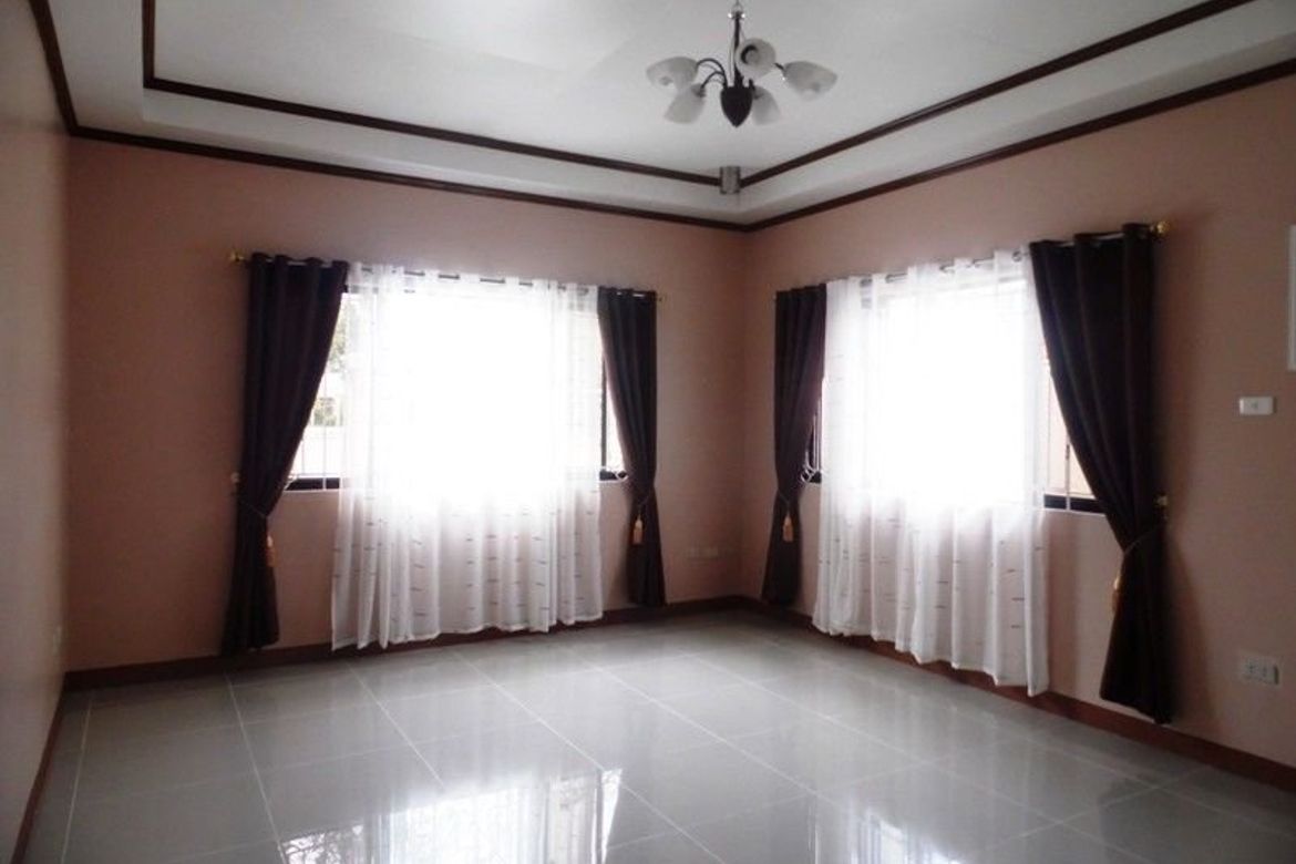 3 Bedroom House for Sale in Lourdes North West, Angeles, Pampanga – photo 2