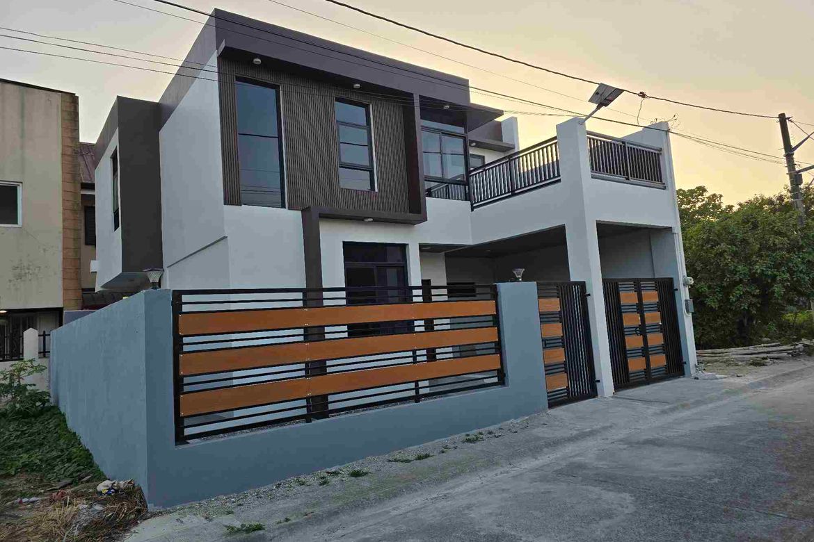 3 Bedroom House for Sale in Macabling, Santa Rosa, Laguna