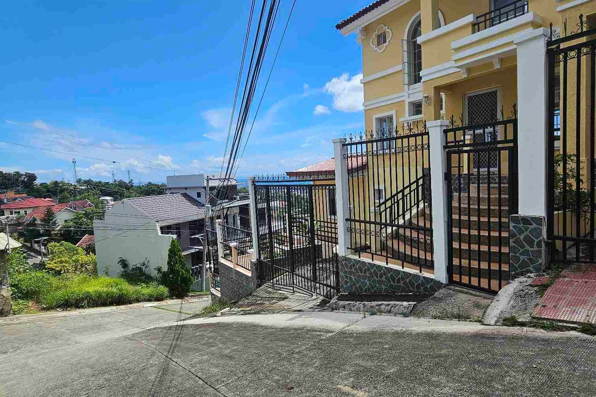 3 Bedroom House for Sale in Maghaway, Talisay, Cebu – photo 2