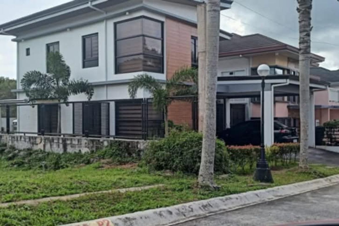 3 Bedroom House for Sale in Maharlika East, Tagaytay, Cavite