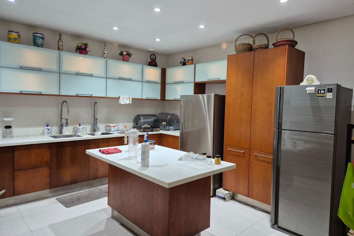 3 Bedroom House for Sale in Mahogany Place 3, Bagong Tanyag, Taguig, Metro Manila – photo 5