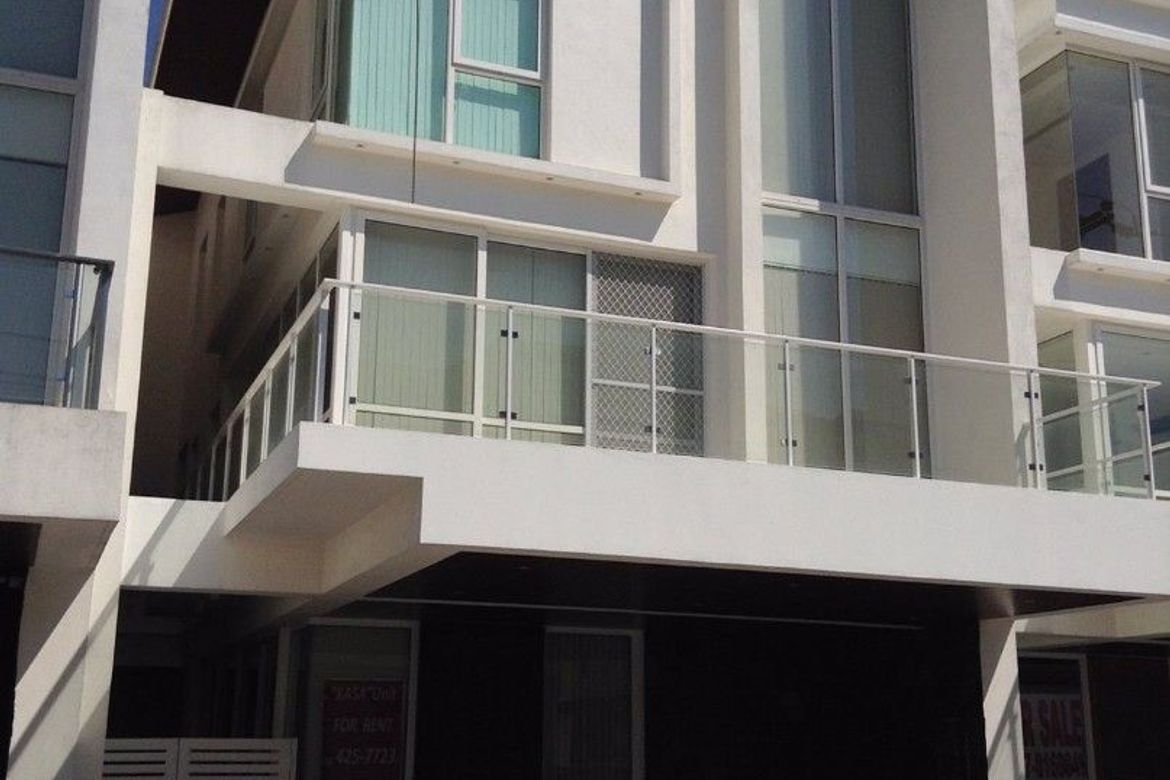 3 Bedroom House for Sale in MAHOGANY PLACE III, Bagong Tanyag, Taguig, Metro Manila