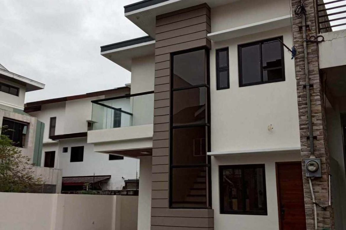 3 Bedroom House for Sale in MAHOGANY PLACE III, Bagong Tanyag, Taguig, Metro Manila