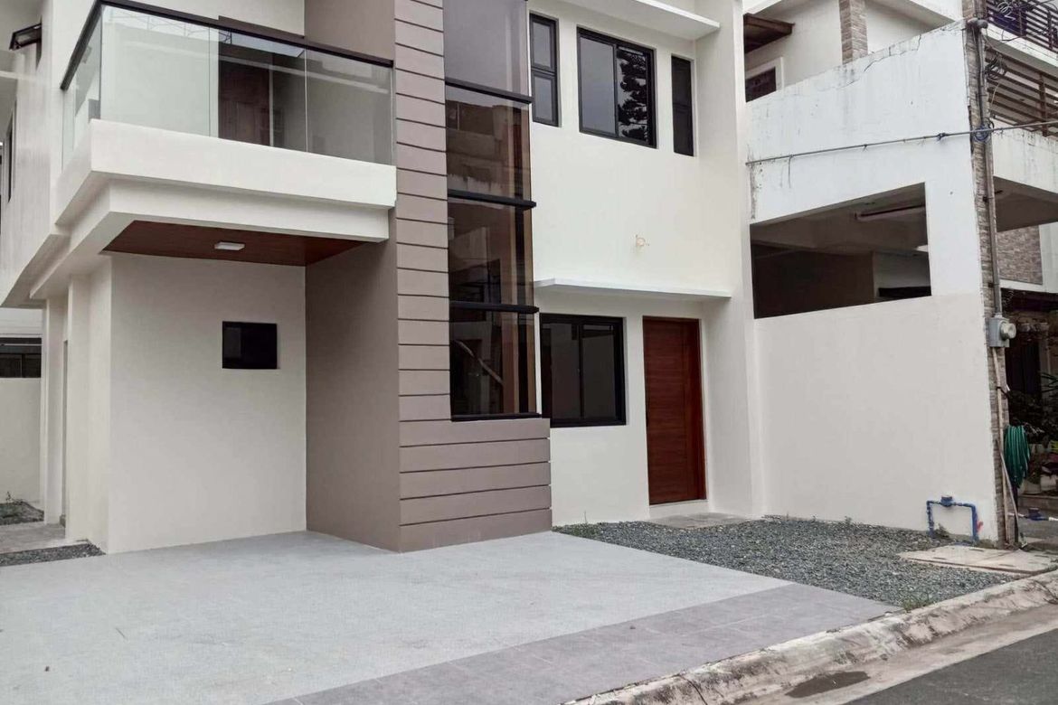 3 Bedroom House for Sale in MAHOGANY PLACE III, Bagong Tanyag, Taguig, Metro Manila – photo 4