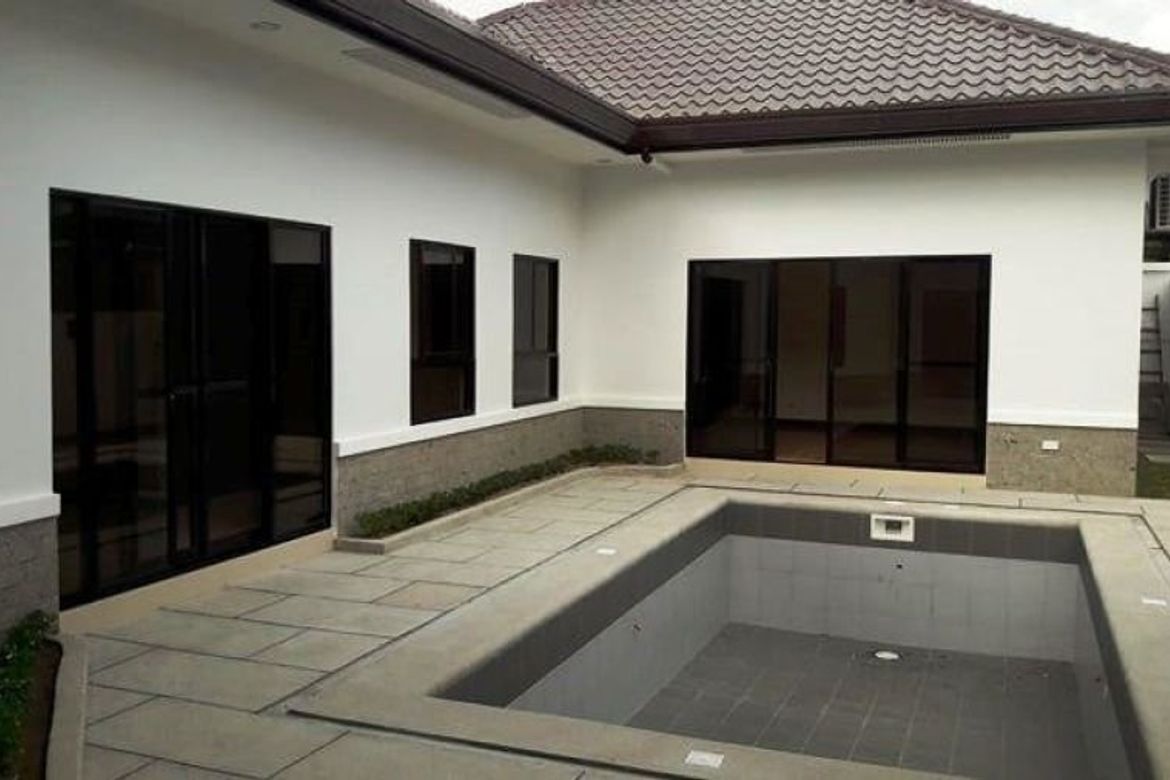 3 Bedroom House for Sale in Malabanias, Angeles, Pampanga – photo 2