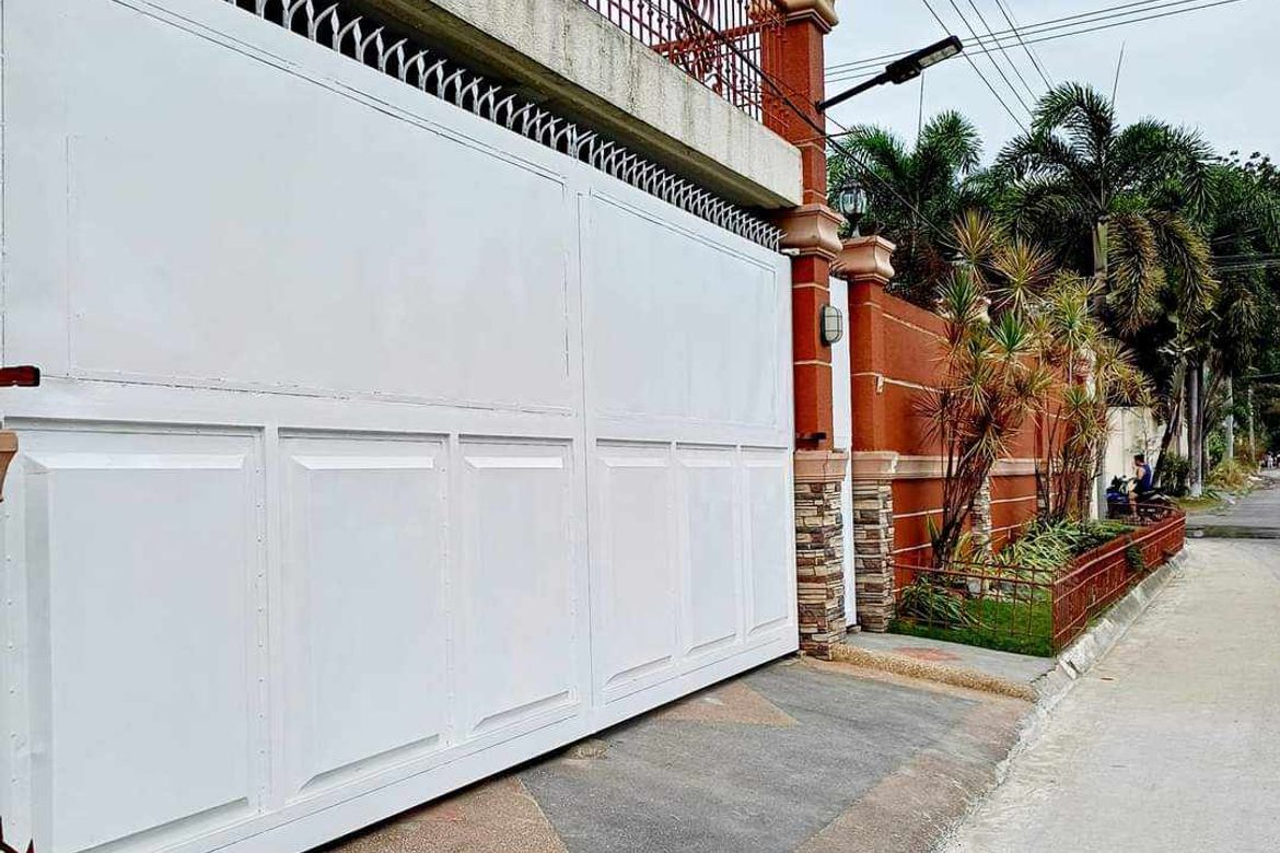 3 Bedroom House for Sale in Malabanias, Angeles, Pampanga – photo 2