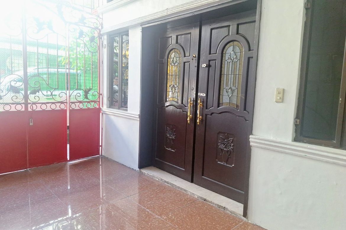 3 Bedroom House for Sale in Malate, Manila, Metro Manila near LRT-1 Vito Cruz – photo 5