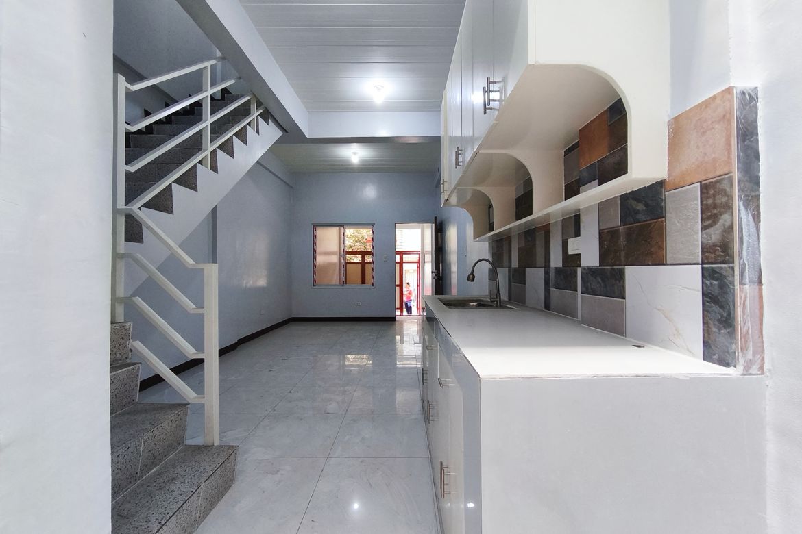3 Bedroom House for Sale in Manila, Metro Manila near LRT-2 Legarda – photo 6