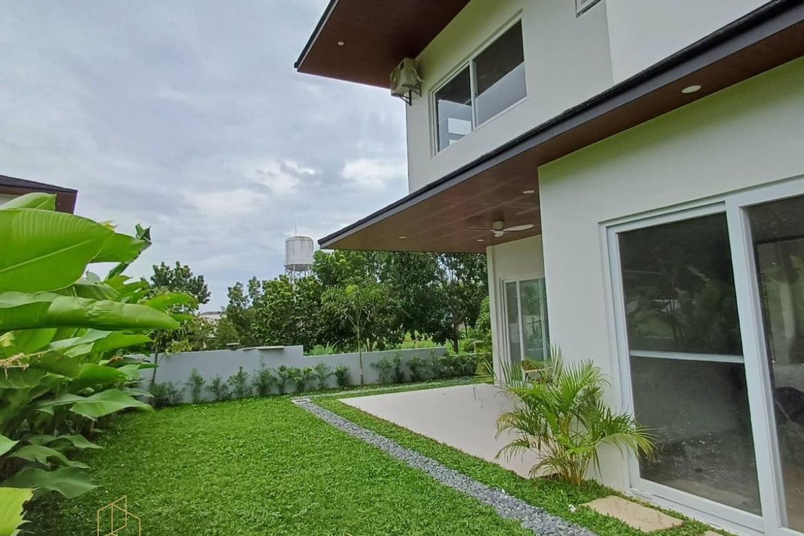 3 Bedroom House for Sale in Manila Southwoods Peak V, Cabilang Baybay, Carmona, Cavite – photo 2