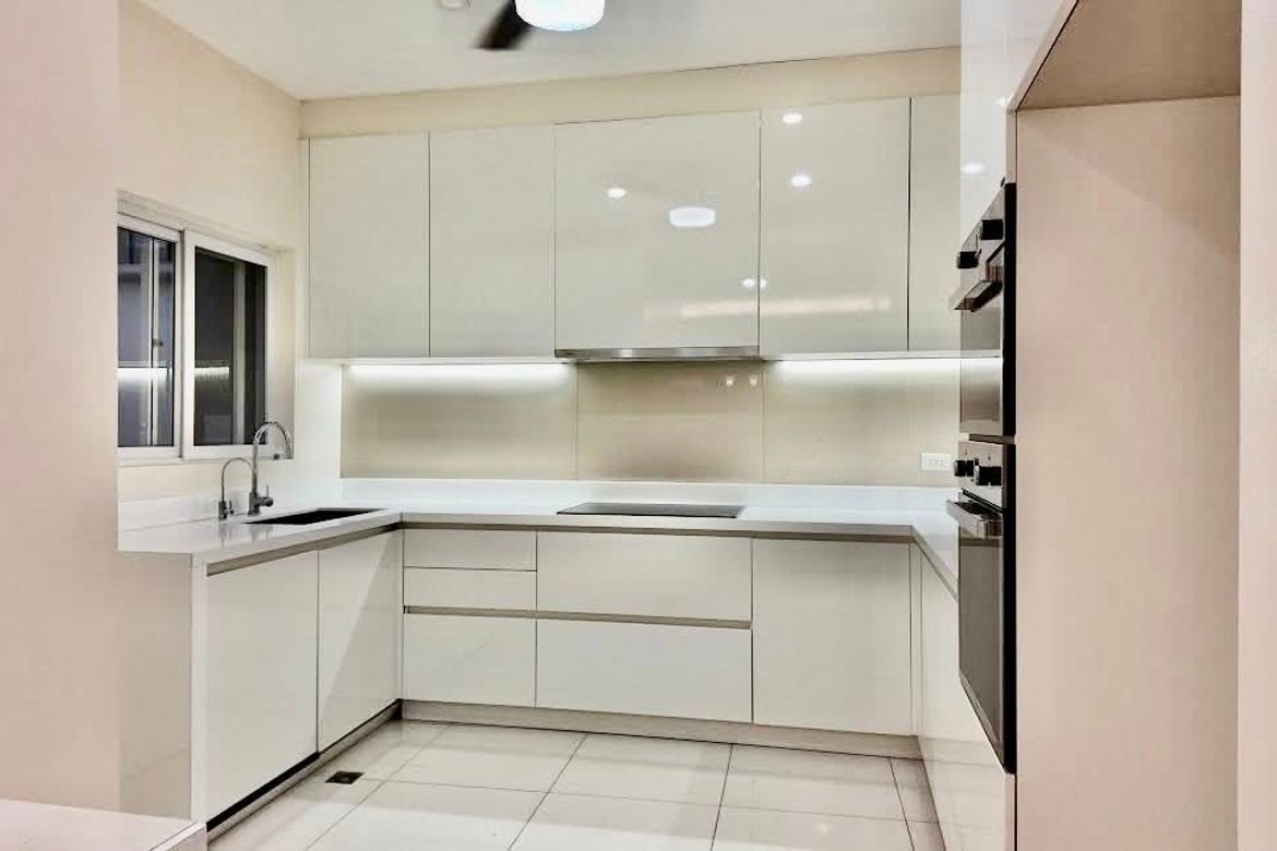 3 Bedroom House for Sale in Mariana, Quezon City, Metro Manila near LRT-2 Gilmore – photo 2