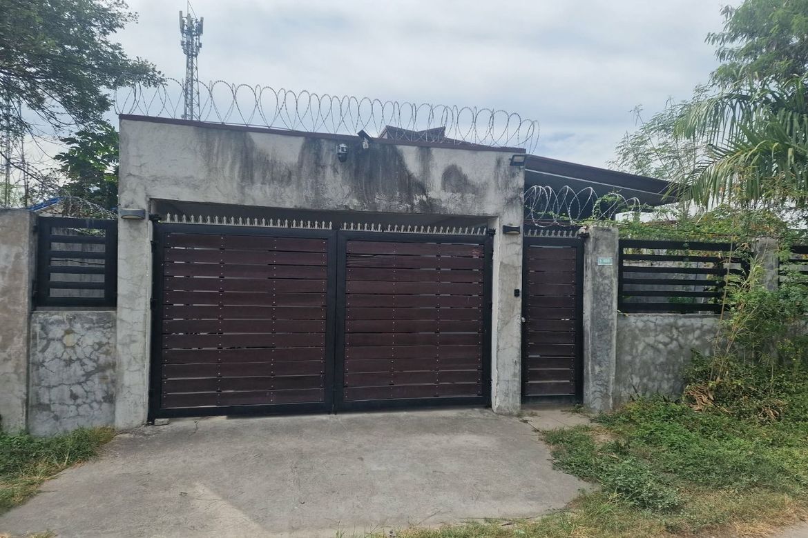 3 Bedroom House for Sale in Mawaque, Mabalacat, Pampanga