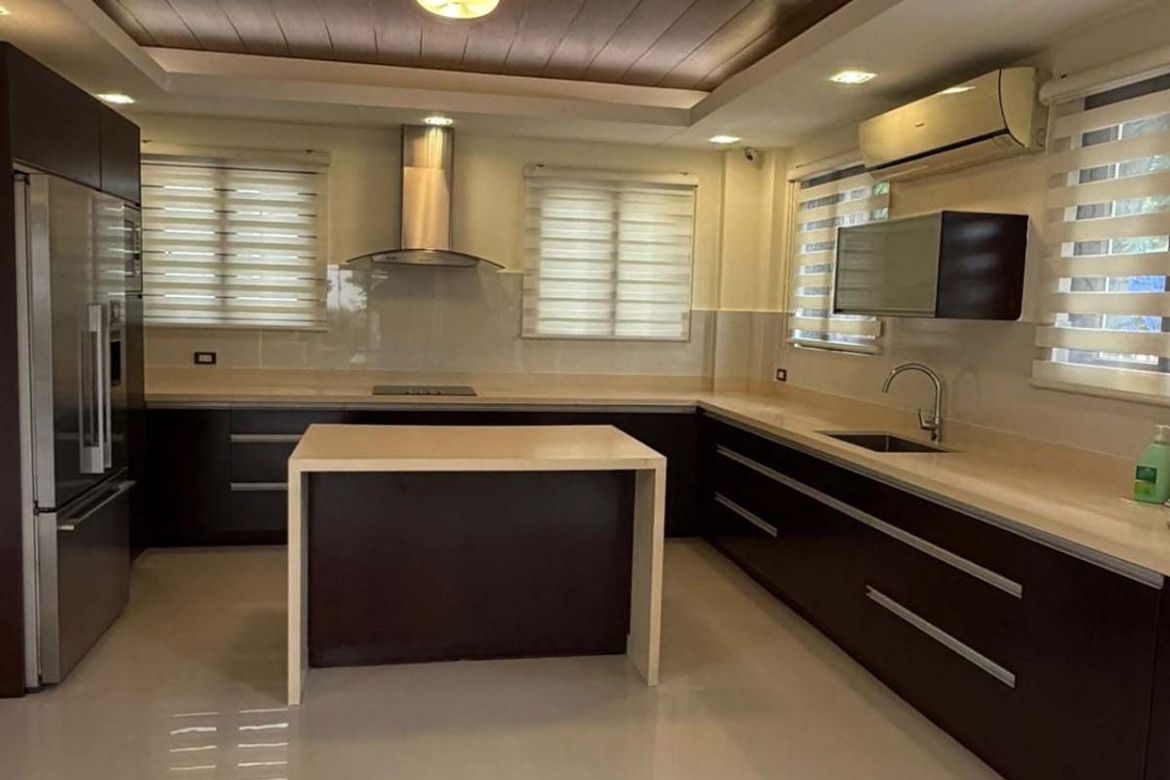 3 Bedroom House for Sale in McKinley Hill Village, McKinley Hill, Taguig, Metro Manila – photo 6