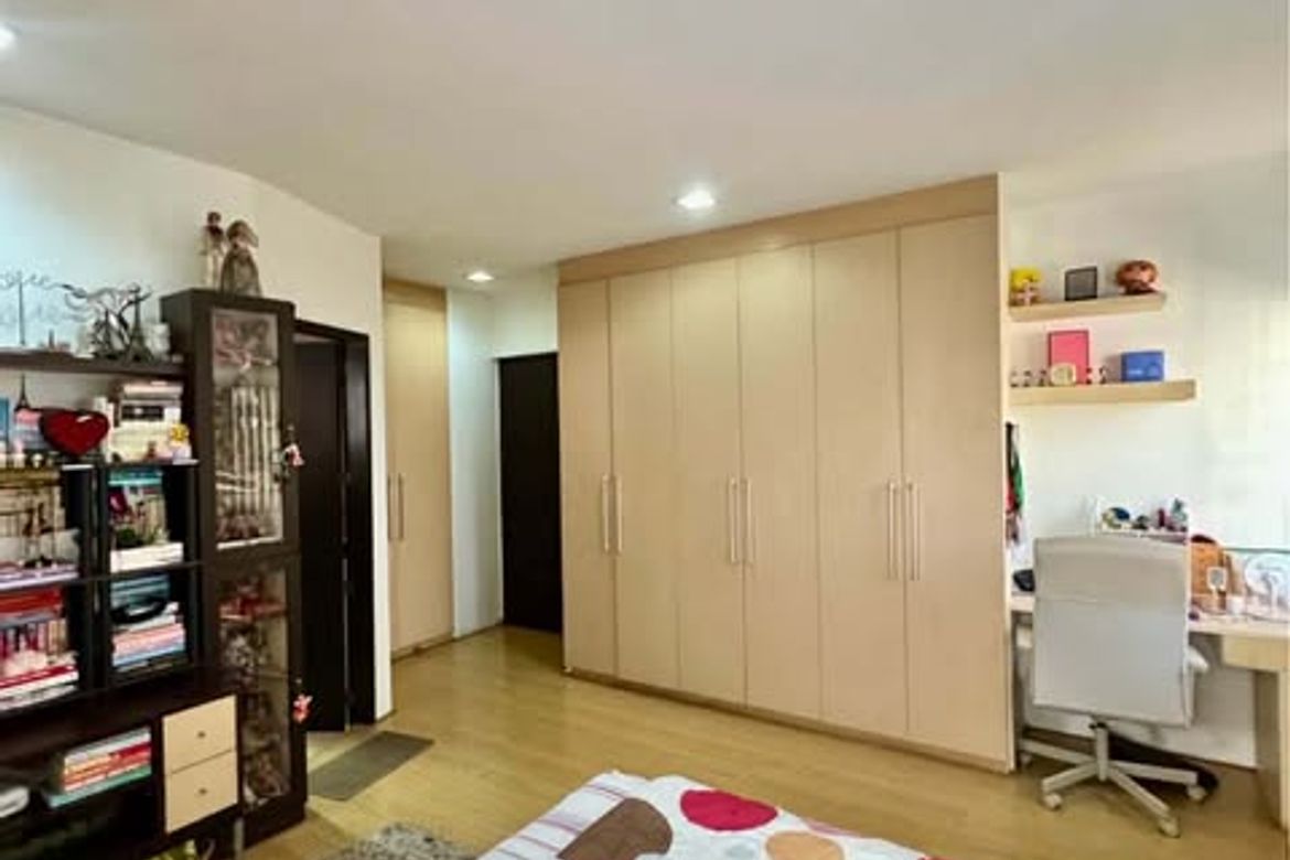 3 Bedroom House for Sale in Merville, Parañaque, Metro Manila – photo 8