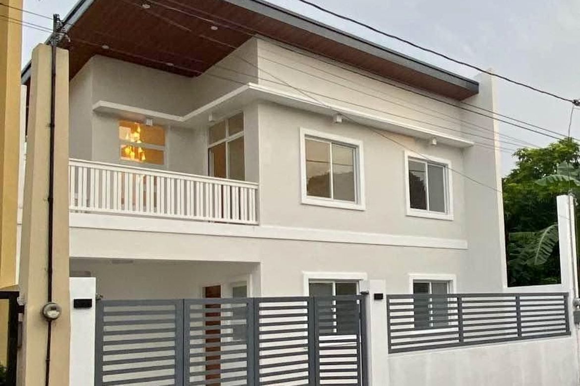 3 Bedroom House for Sale in Metrogate Dasmariñas, Amuyong, Alfonso, Cavite