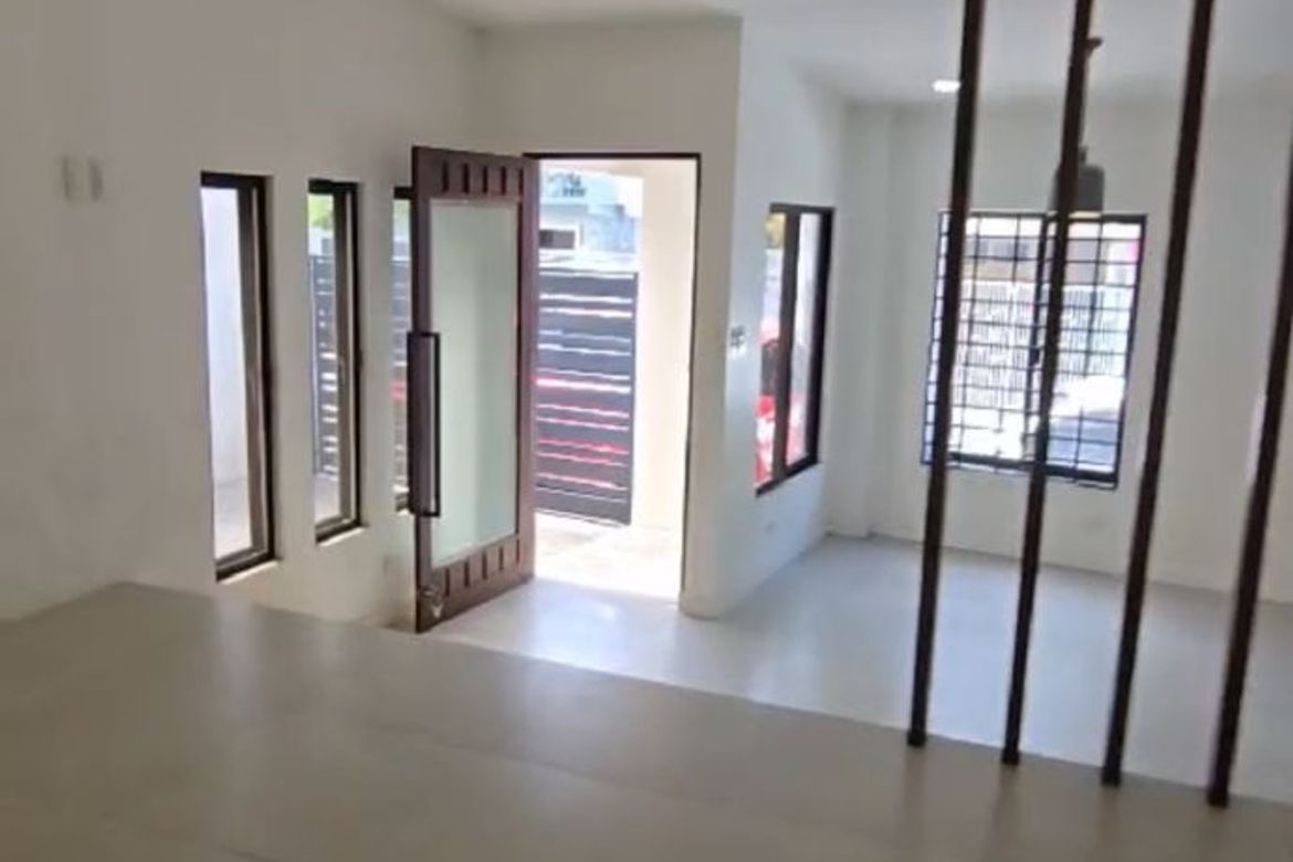 3 Bedroom House for Sale in Milagrosa, Quezon City, Metro Manila