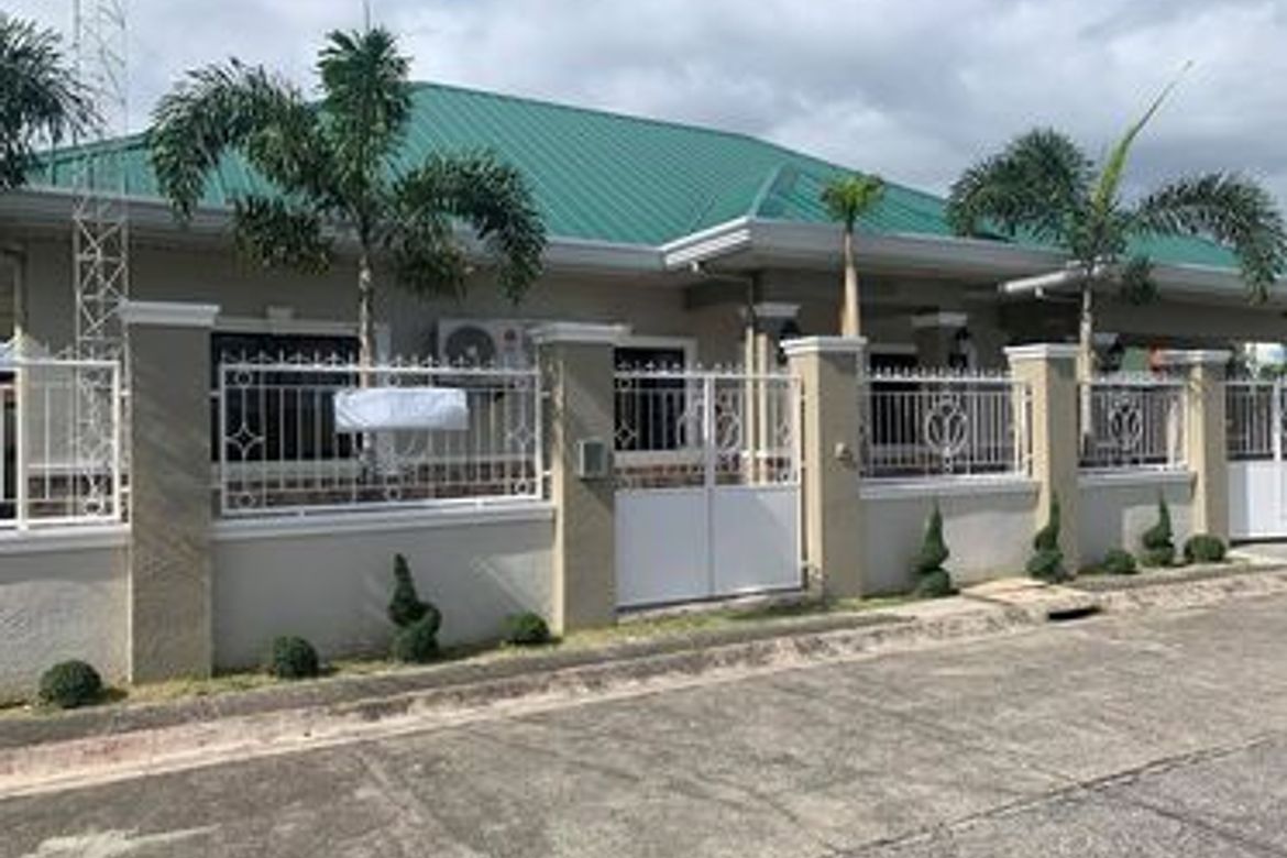 3 Bedroom House for Sale in Mining, Angeles, Pampanga