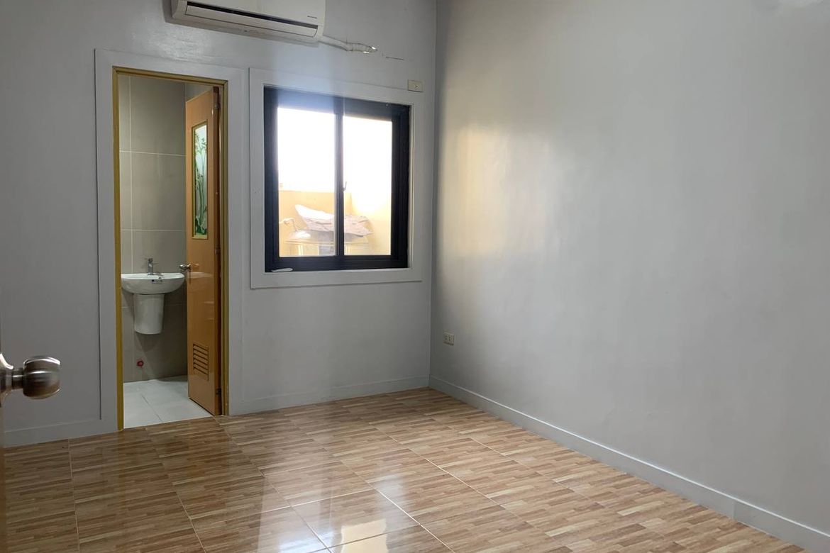 3 Bedroom House for Sale in Molino II, Bacoor, Cavite – photo 8