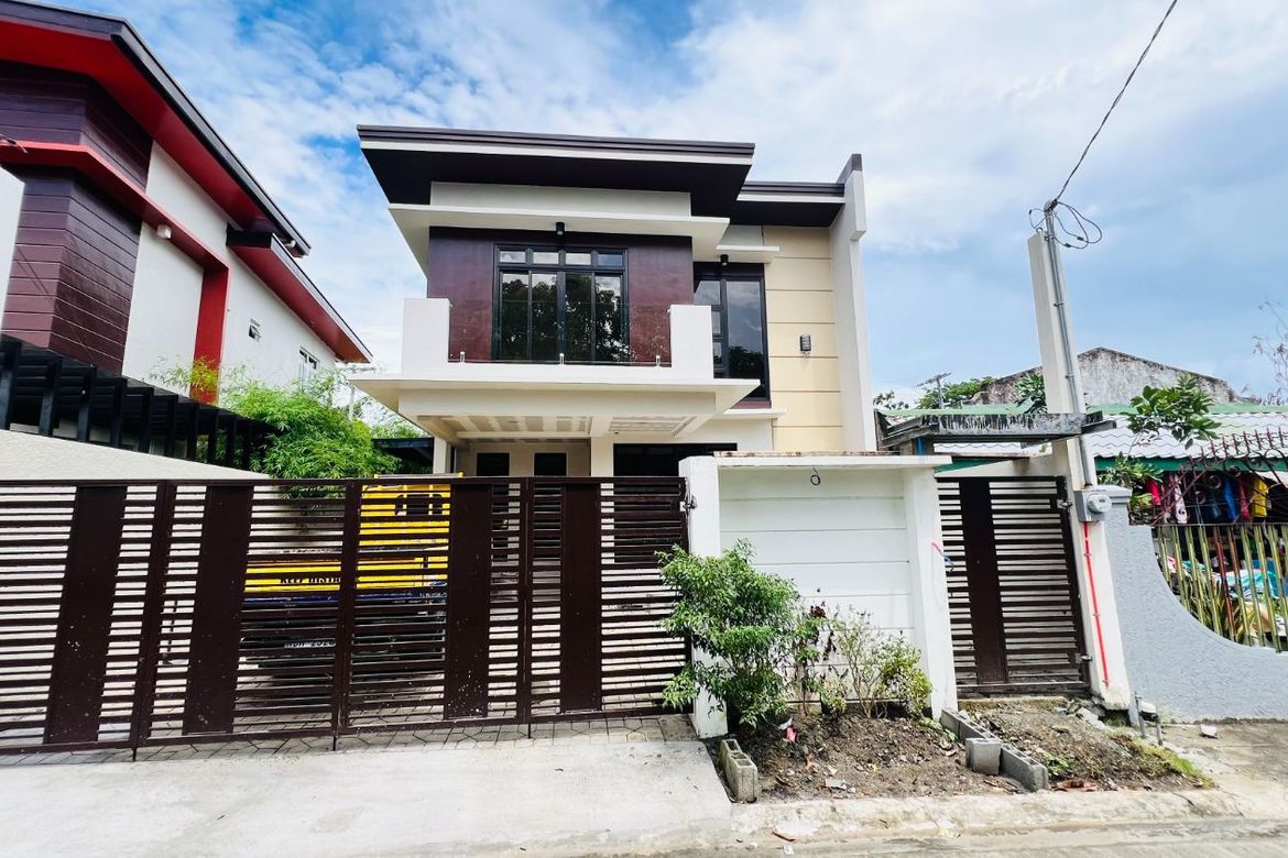 3 Bedroom House for Sale in Molino III, Bacoor, Cavite