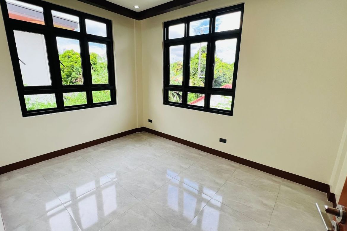 3 Bedroom House for Sale in Molino III, Bacoor, Cavite – photo 7