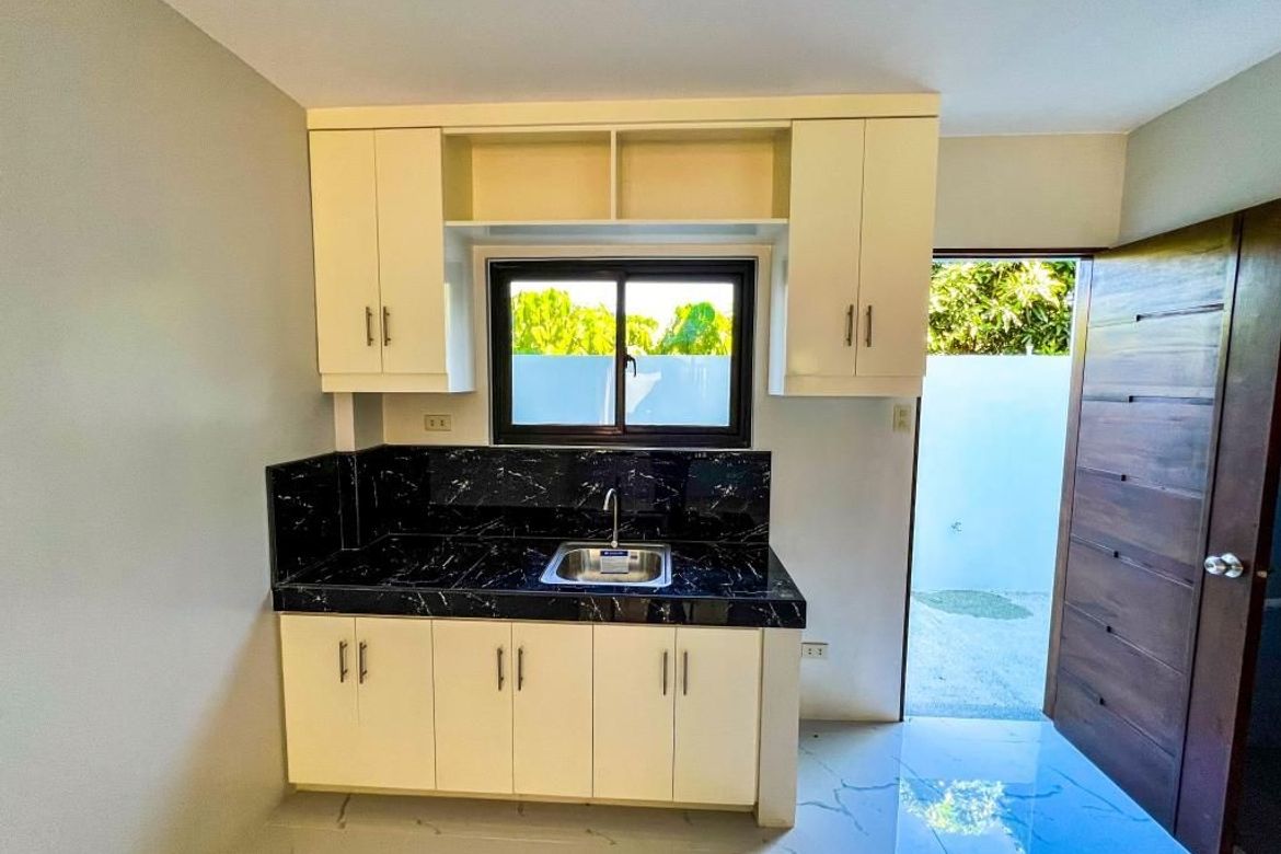 3 Bedroom House for Sale in Molino III, Bacoor, Cavite – photo 6
