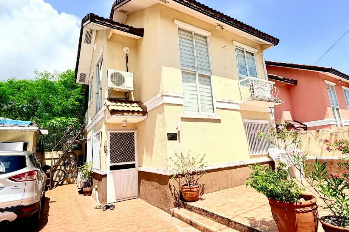 3 Bedroom House for Sale in Molino IV, Bacoor, Cavite