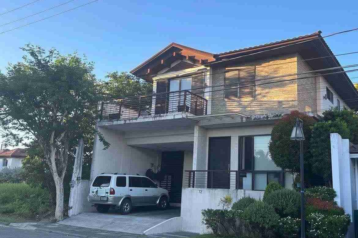 3 Bedroom House for Sale in Molino IV, Bacoor, Cavite