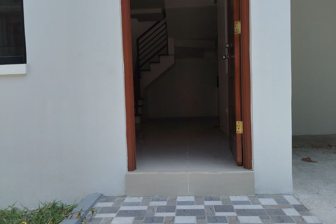 3 Bedroom House for Sale in Moonwalk, Parañaque, Metro Manila – photo 2
