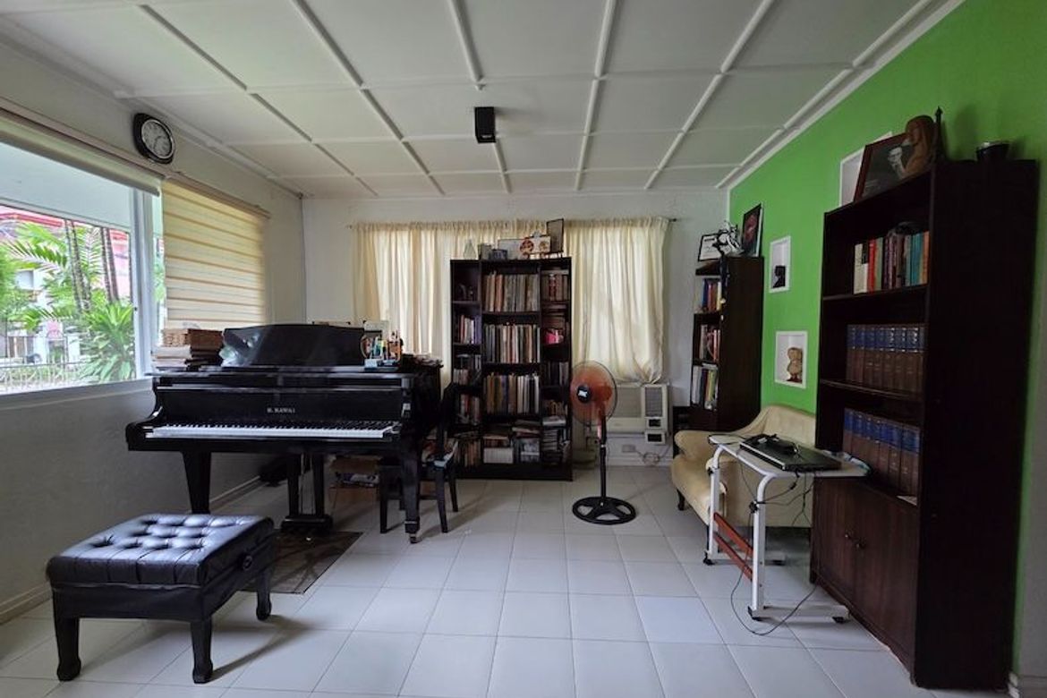 3 Bedroom House for Sale in New Alabang Village, Muntinlupa, Metro Manila – photo 2