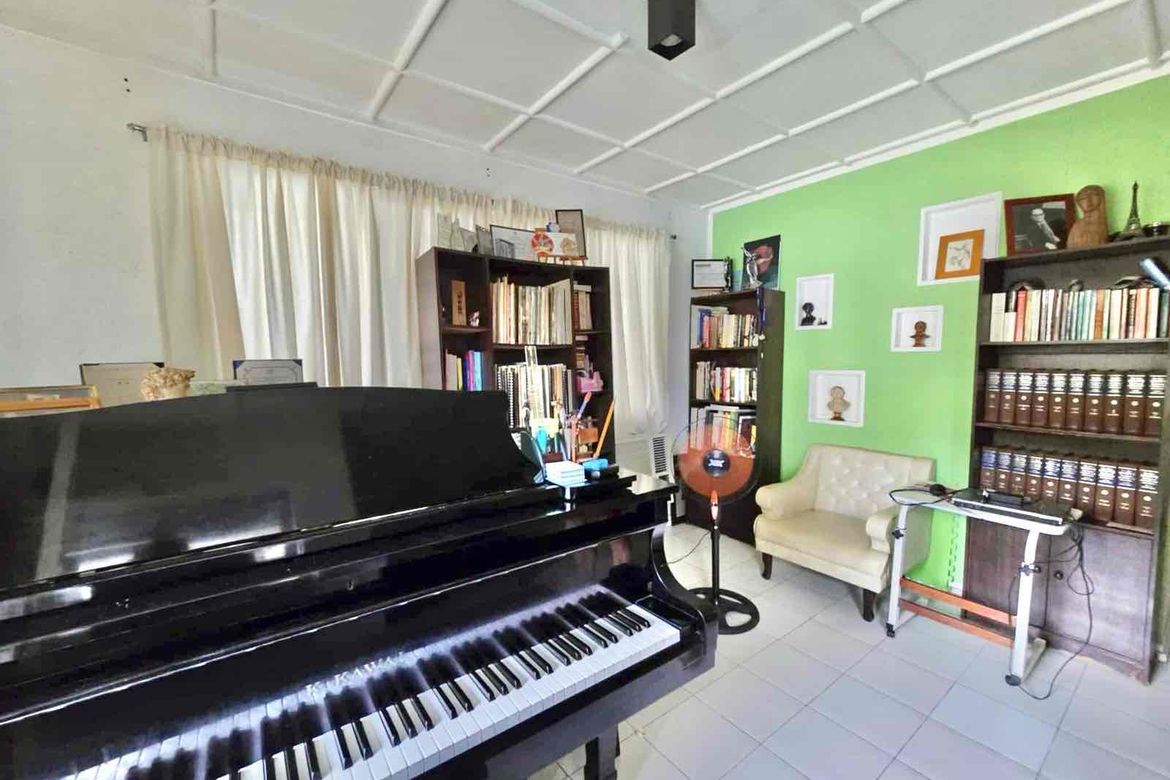 3 Bedroom House for Sale in New Alabang Village, Muntinlupa, Metro Manila – photo 3