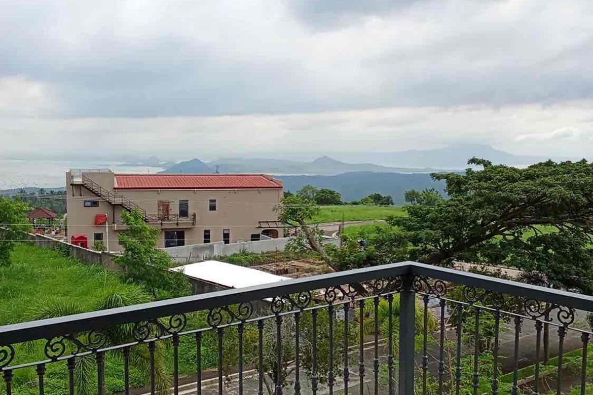 3 Bedroom House for Sale in Niyugan, Laurel, Batangas – photo 3