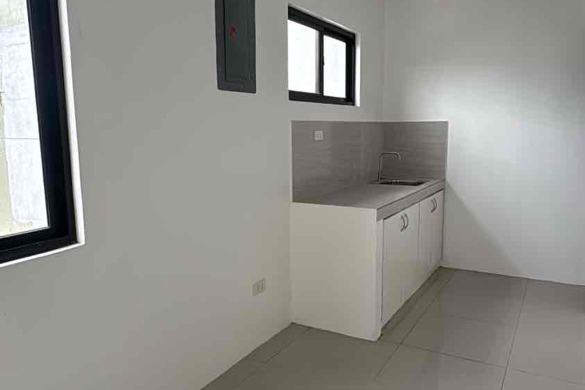 3 Bedroom House for Sale in North Fairview, Quezon City, Metro Manila – photo 7
