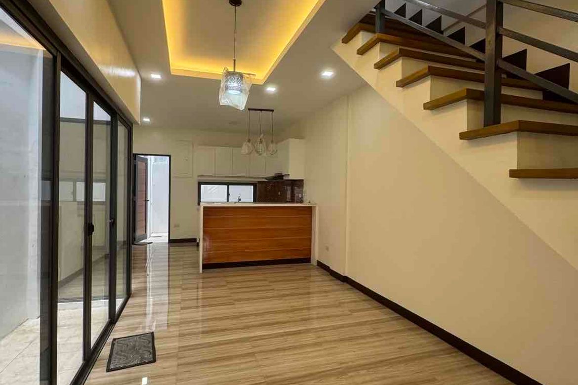 3 Bedroom House for Sale in North Fairview, Quezon City, Metro Manila – photo 2
