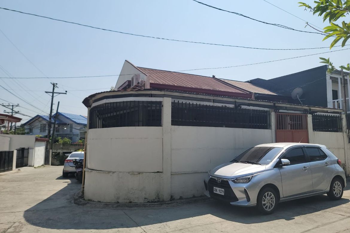 3 Bedroom House for Sale in Pagsabungan, Mandaue, Cebu