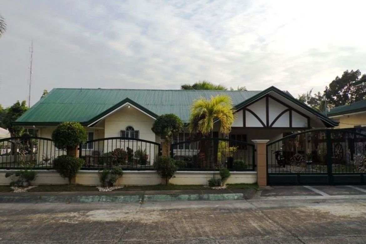 3 Bedroom House for Sale in Pampang, Angeles, Pampanga