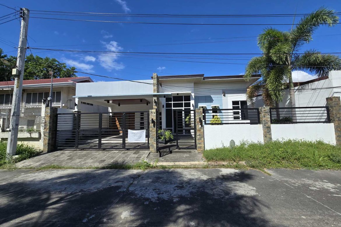 3 Bedroom House for Sale in Pampang, Angeles, Pampanga