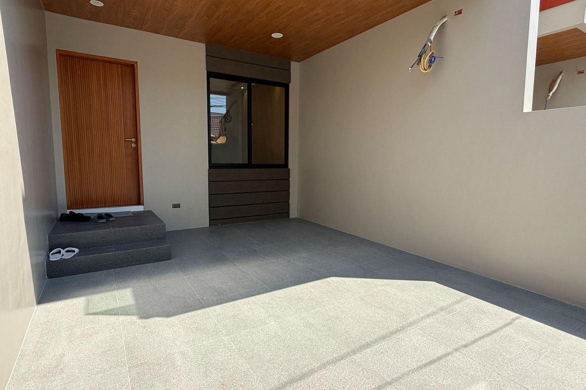 3 Bedroom House for Sale in Pamplona Tres, Las Piñas, Metro Manila – photo 2