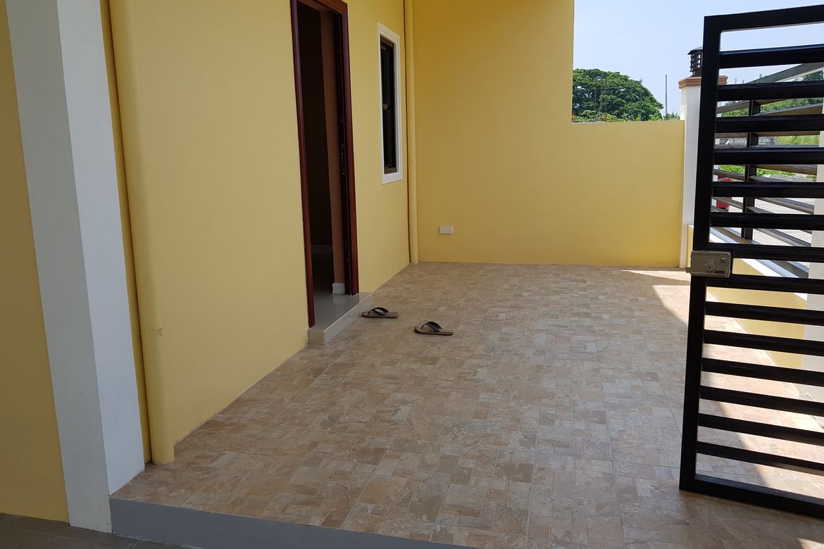 3 Bedroom House for Sale in Paradahan I, Tanza, Cavite – photo 3