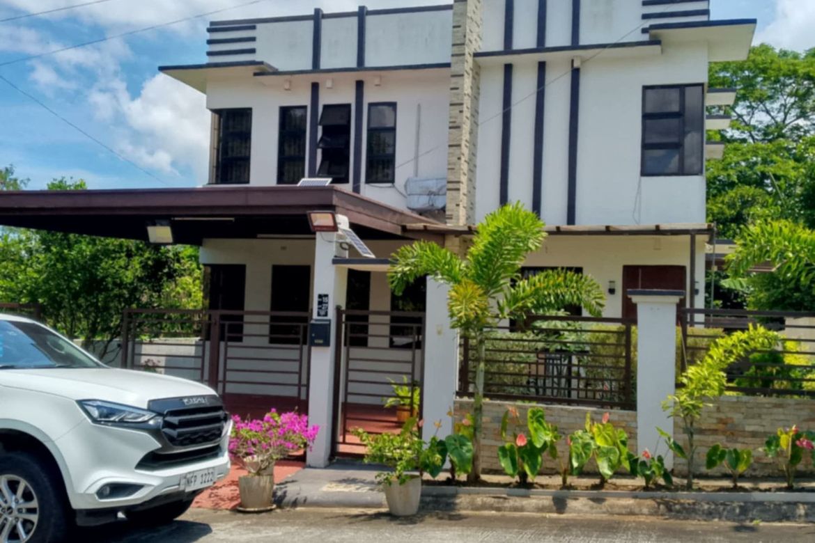 3 Bedroom House for Sale in Patutong Malaki South, Tagaytay, Cavite