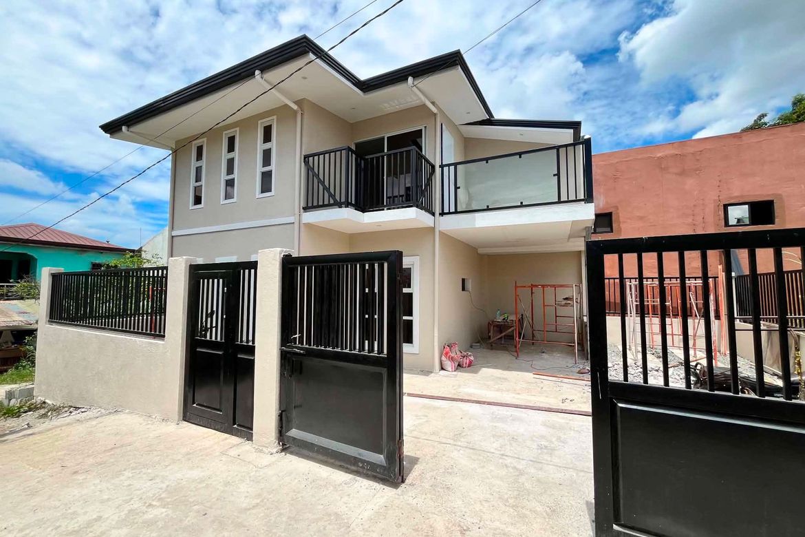 3 Bedroom House for Sale in Patutong Malaki South, Tagaytay, Cavite