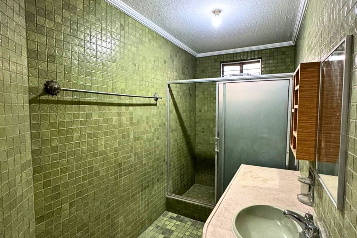 3 Bedroom House for Sale in Phil-Am, Quezon City, Metro Manila near MRT-3 North Avenue – photo 5