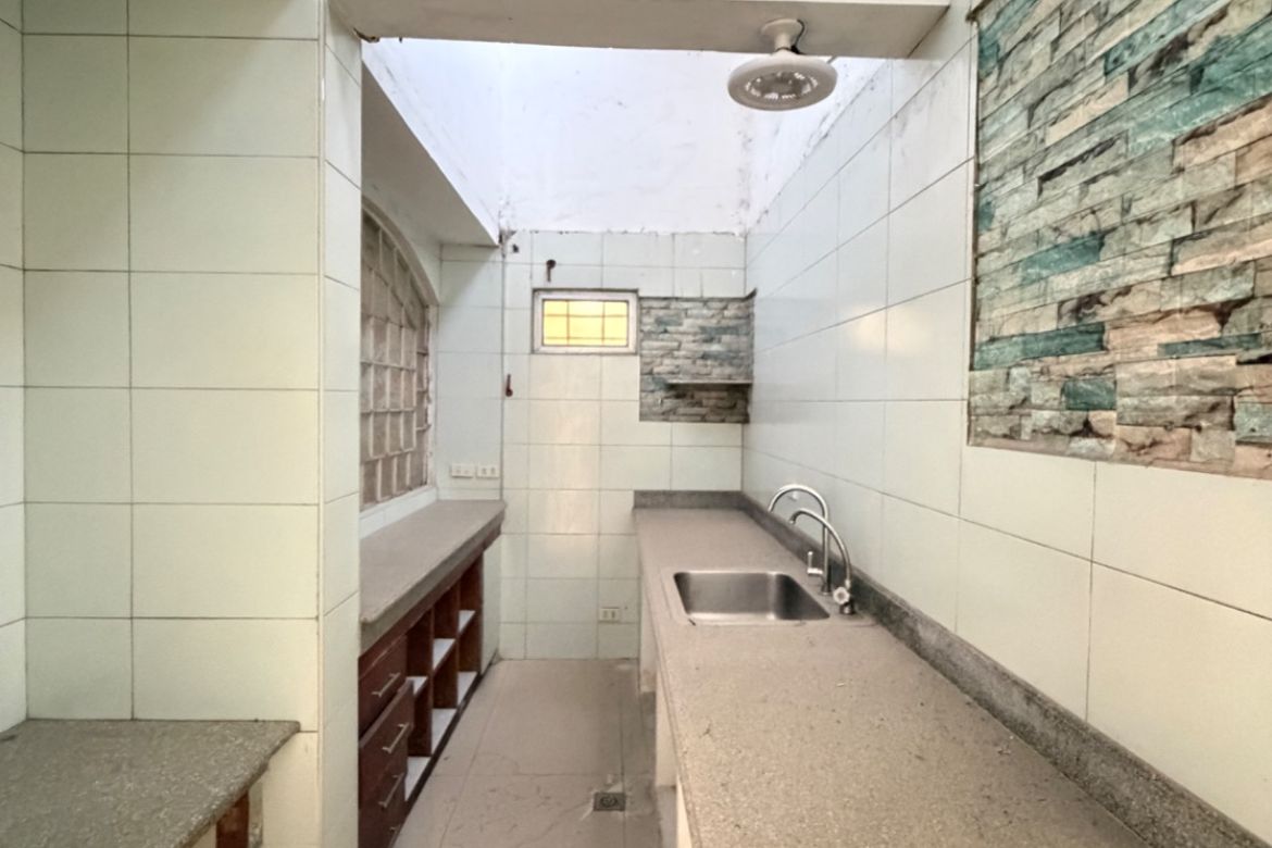 3 Bedroom House for Sale in Pleasant Hills, Mandaluyong, Metro Manila – photo 8