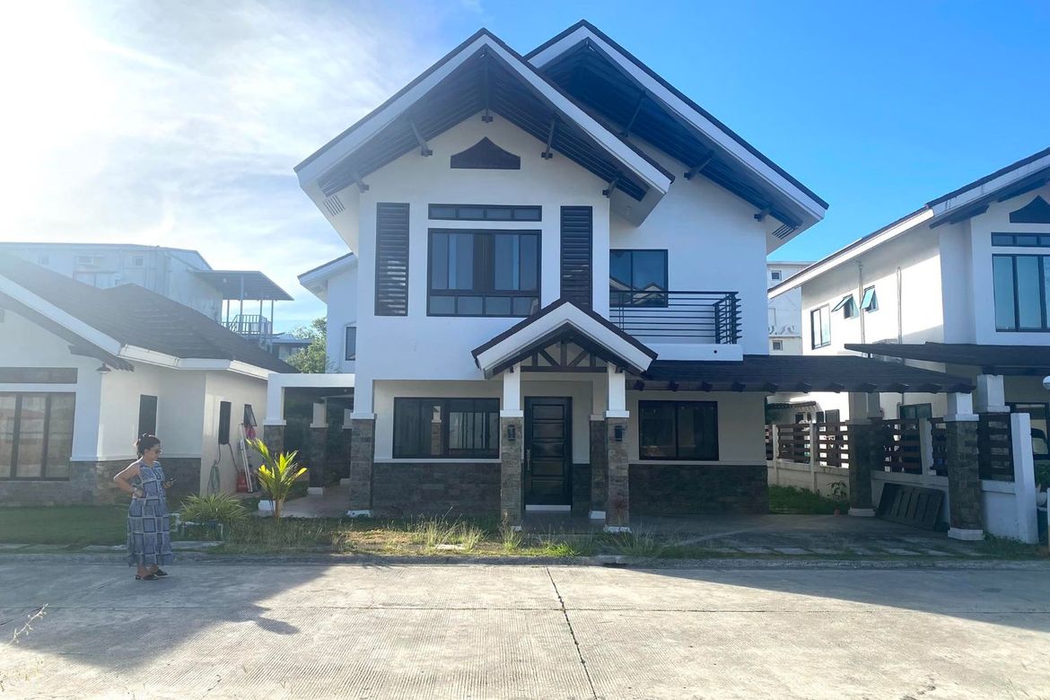 3 Bedroom House for Sale in Poblacion, Argao, Cebu