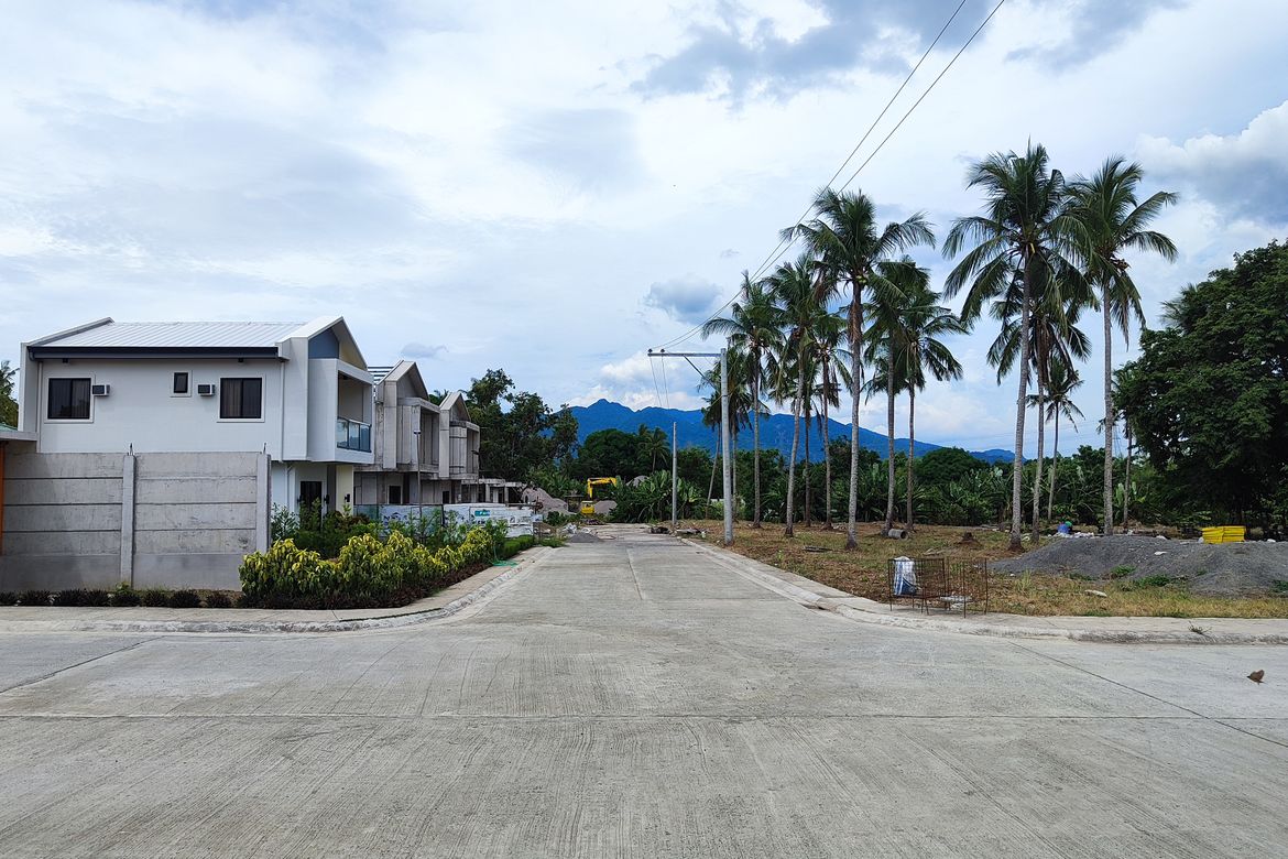3 Bedroom House for Sale in Poblacion Barangay 6, Lipa, Batangas – photo 2