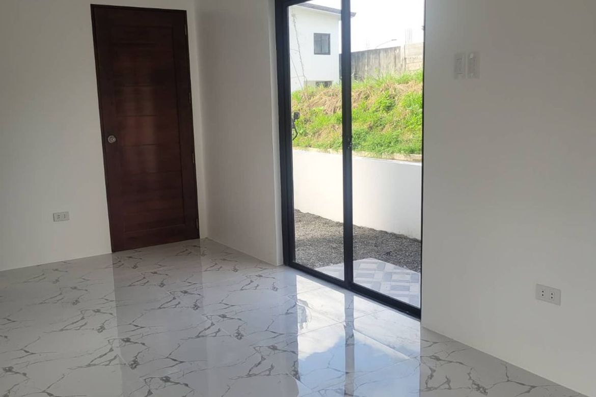 3 Bedroom House for Sale in Poblacion Barangay 6, Lipa, Batangas – photo 6