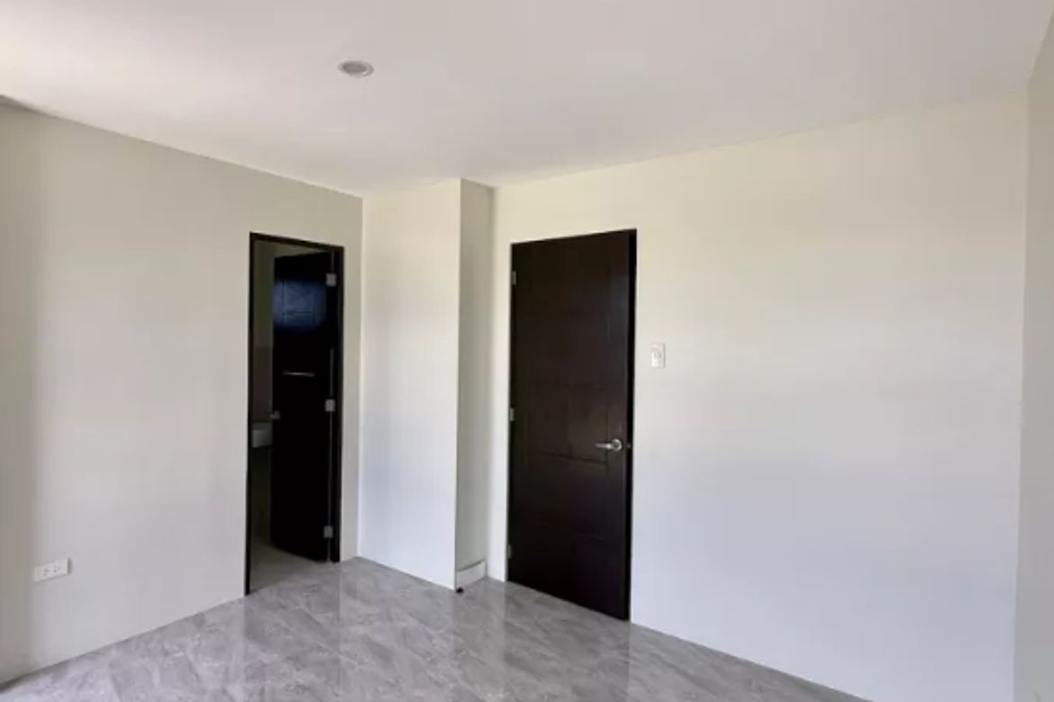 3 Bedroom House for Sale in Poblacion, Liloan, Cebu – photo 8