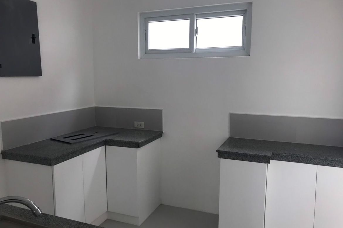 3 Bedroom House for Sale in Poblacion, Muntinlupa, Metro Manila – photo 4