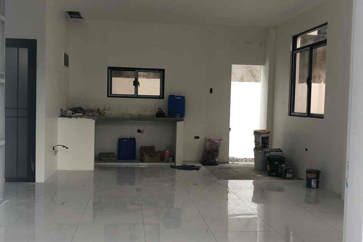 3 Bedroom House for Sale in Poblacion, Muntinlupa, Metro Manila – photo 4